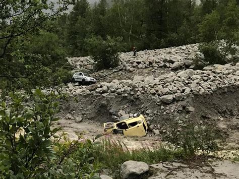 Travolti Dalla Frana In Val Ferret L Addio Ai Coniugi Milanesi A Morgex