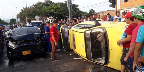 Aparatoso Accidente De Tr Nsito En La Avenida Ciudad De Cali