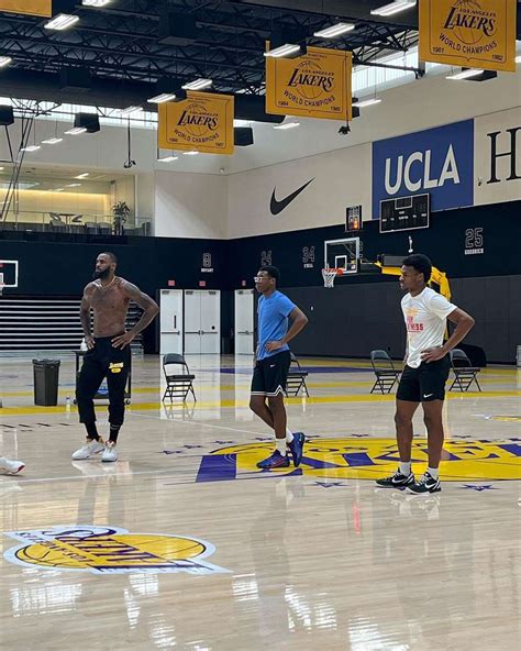 Lebron James Practices With Sons Bronny And Bryce At Lakers Gym