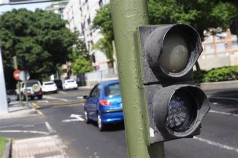 Las medidas para paliar la emergencia eléctrica en Canarias les