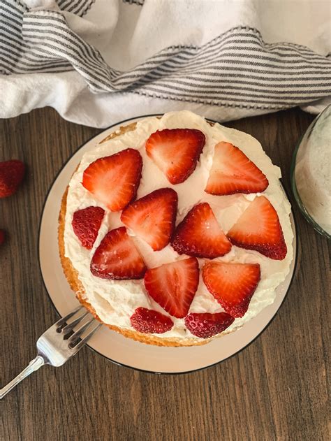 Mini Strawberry Shortcake — Sabrina Todd