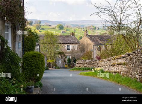 Yorkshire Dales Village West Burton Leyburn Stock Photo Alamy