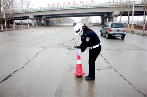 【节日我在岗】护航“五一”！双鸭山交警全员坚守岗位保畅通 澎湃号·政务 澎湃新闻 The Paper