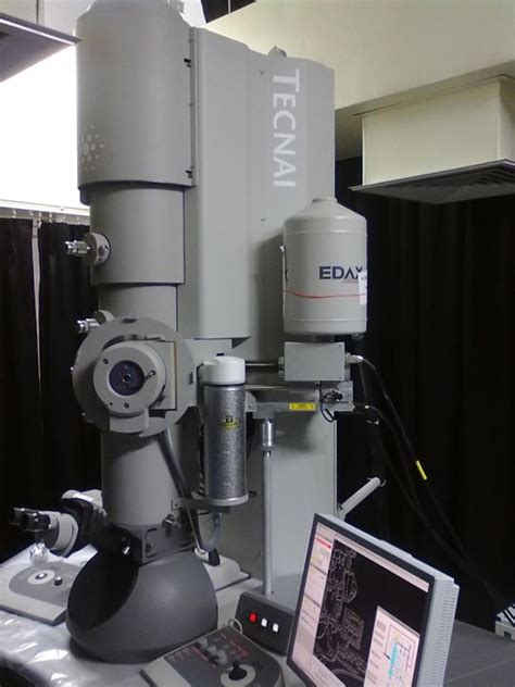 Transmission Electron Microscope HRTEM 200kV