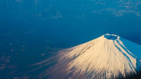 Beginner Mountains Beginner Guide To Climbing Mount Fuji Everything