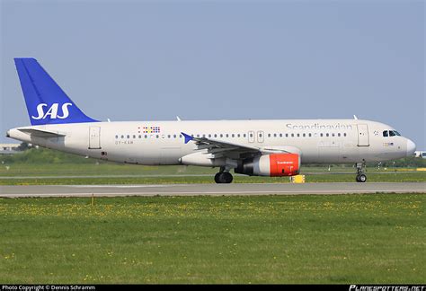 Oy Kam Sas Scandinavian Airlines Airbus A Photo By Dennis