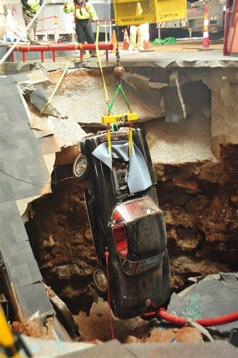 The Corvette Museum Sinkhole Watch Million Of Damage In Action