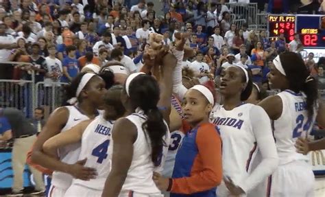 Preview The Uf Women S Basketball Team Hosts Arkansas State Espn 98 1 Fm 850 Am Wruf