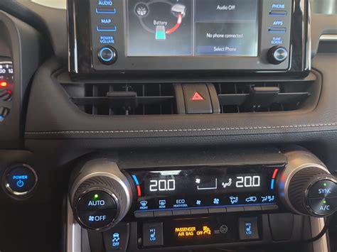 2021 Rav4 Hybrid No Hotcold Air Blowing Out From The Air Vents Below