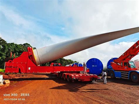 Wind Turbine Unit Blade Trailer For Transport Trucks Of Wind Turbines Sanitation Vehicle And