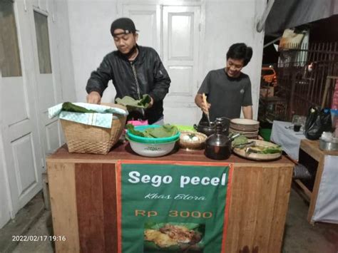 Nasi Pecel Daun Jati Khas Blora Hadir Di Pati Rupiah Sudah Bisa