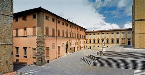 Palazzo Vescovile Discover Arezzo