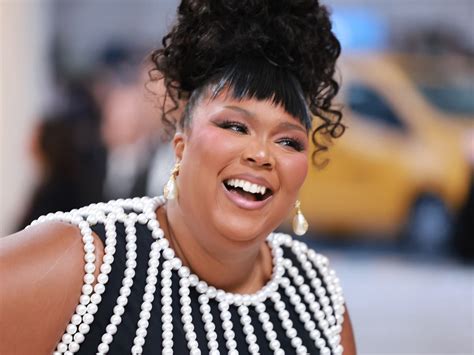 Lizzo Lawsuit Singer Sued Over Alleged Sexual Harassment And Hostile