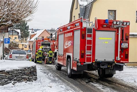 Feuerwehreinsatz Nach Brand In Treuen Jugendlicher Wird Zum Helden