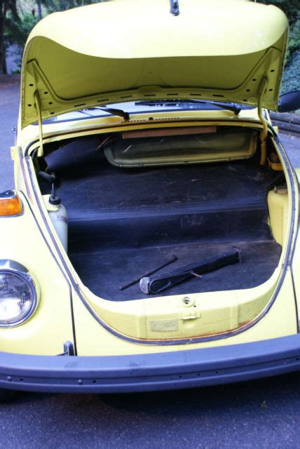 Volkswagen Beetle Classic Special Edition Super Beetle Yellow