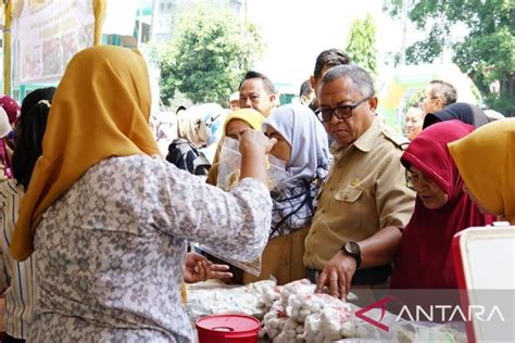 Tekan Angka Inflasi Pemkab Sukabumi Gelar Gerakan Pangan Murah Di Alun