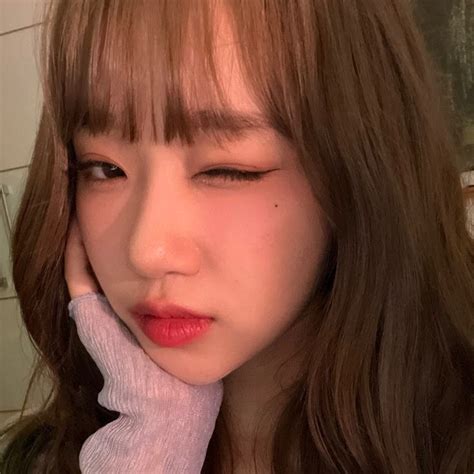 Choi Yoojung Weki Meki Selca Icon Pfp Kpop In Choi Yoojung