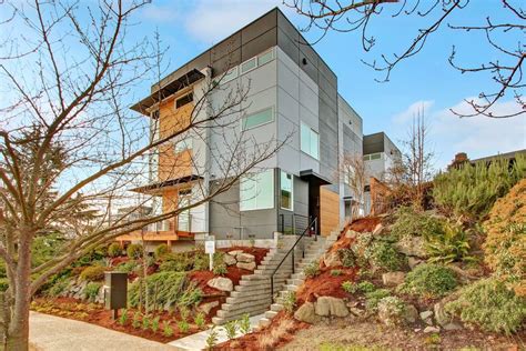 30 Different West Coast Contemporary Home Exterior Designs