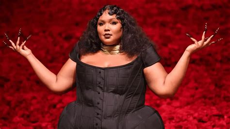 Lizzo Weight Loss Journey: A Tale of Transformation and Self-Love ...