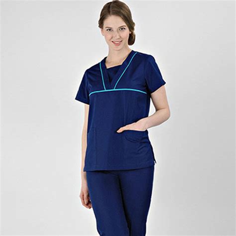 China Hot Sale Doctor Uniforms Medical Nursing Scrubs Uniform Clinic