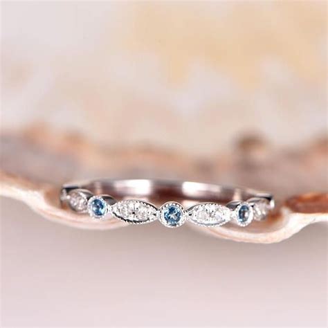 Milgrain Blau Topas Diamant Ehering 14k White Gold Halbe Ewigkeit Ring