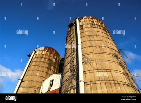 Concrete Grain Silos Hi Res Stock Photography And Images Alamy