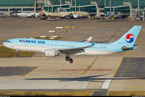 Hl Korean Air Airbus A Photo By H Bin Plane Photo Id