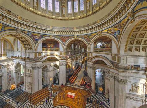 Londen Bezoek Buckingham Palace Wisseling Van De Wacht Getyourguide