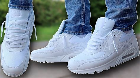 How To Lace Nike Air Max 90s Loosely The Best Way Youtube