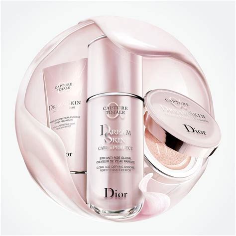 Dior Capture Dreamskin Moist Perfect Cushion Foundation Spf Pa