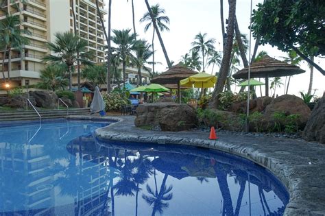 Why I Hated My Stay at the Hilton Hawaiian Village Waikiki Beach Resort