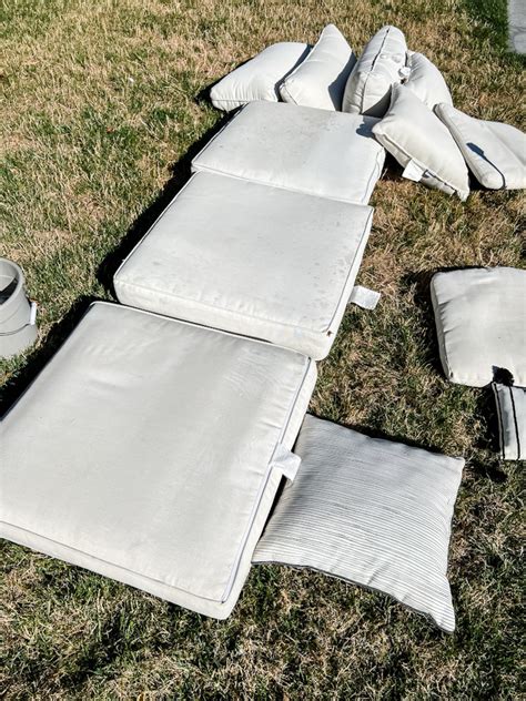 How To Easily Clean Outdoor Cushions So They Last For Years Smallish Home