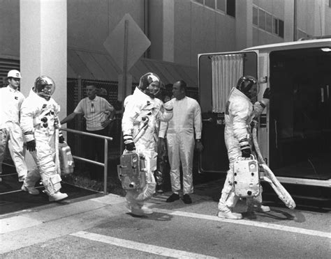 Chi era Michael Collins l astronauta che è andato sulla Luna senza