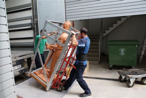 Cómo llevar a cabo la mudanza de objetos frágiles Mudanzas Gómez