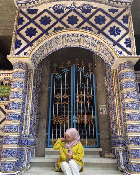 Foto Keindahan Masjid Tiban Pintu Seribu Di Malang Wisata Diary