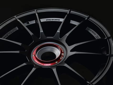 Alloy Wheels Ultraleggera Hlt Cl Oz Racing