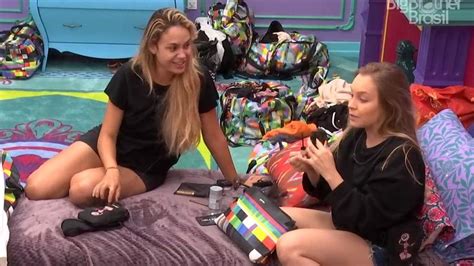 Bbb 21 Carla Fala Sobre Diferença De Altura Ao Lado De Camilla