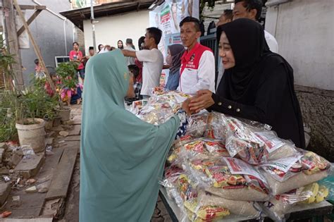 Bantu Kebutuhan Warga Caleg Gerindra Gelar Bazar Sembako Murah Di