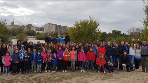 Trabajadores Concienciados Caixabank Moviliza A Un De Su Plantilla