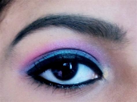 Teal Green And Bright Pink Eye Makeup Tutorial