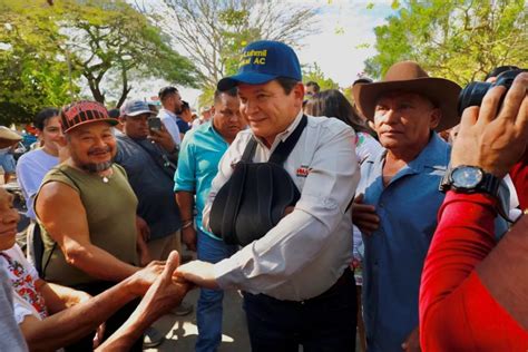 Desde Oxkutzcab Joaquín Díaz Mena se compromete a ser un Gobernador