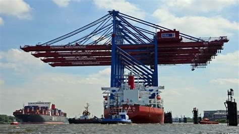 Neue Containerbr Cken In Hamburg Angekommen Dvz