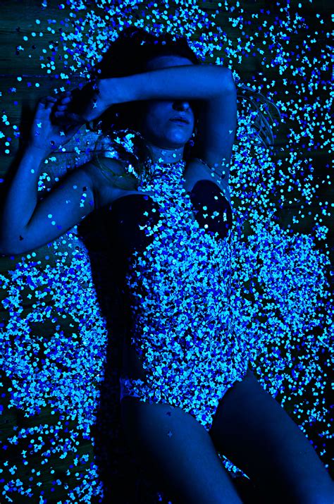 Se montrer ou se cacher – Anaca