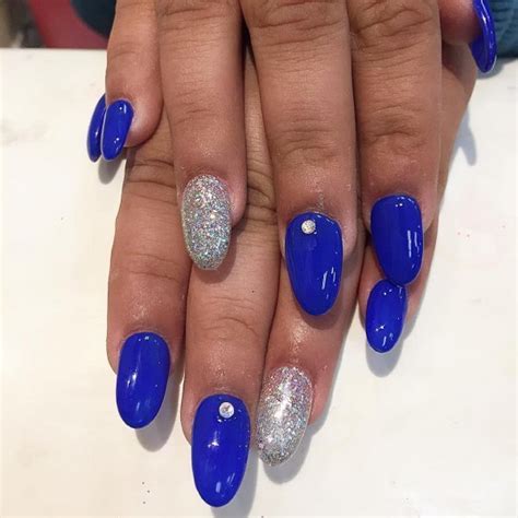 45 Dramatic Light Blue, Navy Blue & Royal Blue Nail Designs