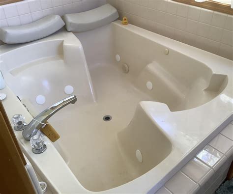 Change a Jet Tub Into a Soaking Tub : 8 Steps (with Pictures ...