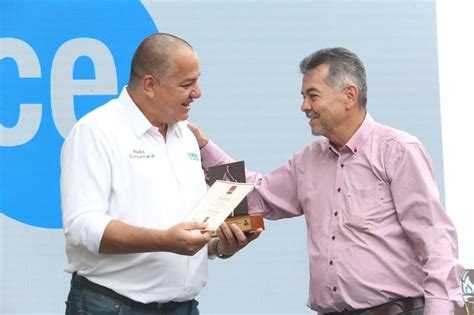 EL CLUB DE LA PRENSA DE MEDELLÍN ENTREGÓ OCHO PREMIOS MANUEL DEL