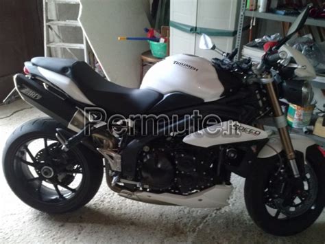 Moto Triumph Speedtriple Del 2011 Mantova Usato In Permuta Moto Naked