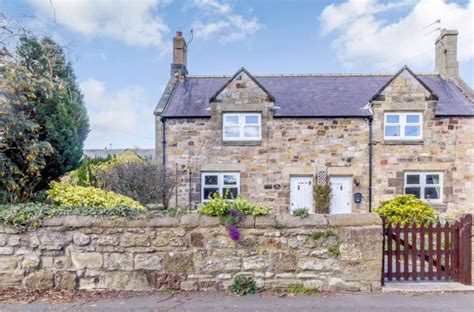 Alnmouth Travel Guide | Visitor Guide to Alnmouth | Sykes Cottages