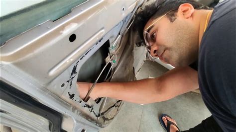 How To Repair Car Door Lock कार के दरवाजे के लॉक की मरम्मत कैसे करें