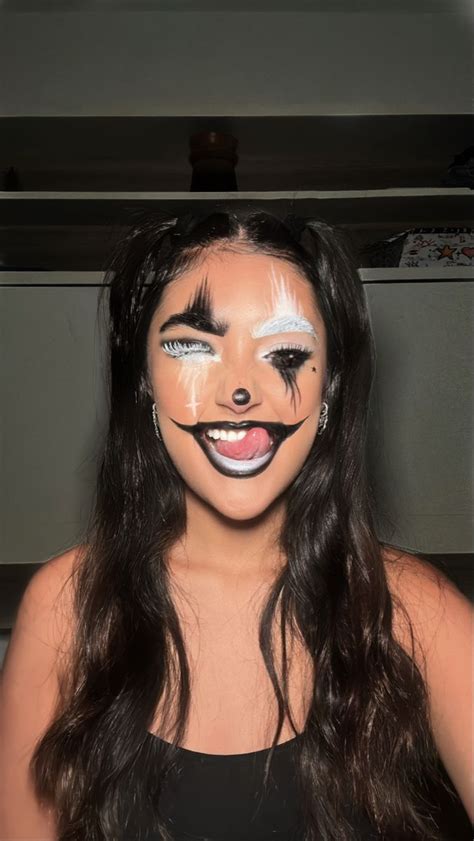 Clown Makeup 🖤🤍 Halloween Disfraces Disfraces Hallowen Chicas Disfraces